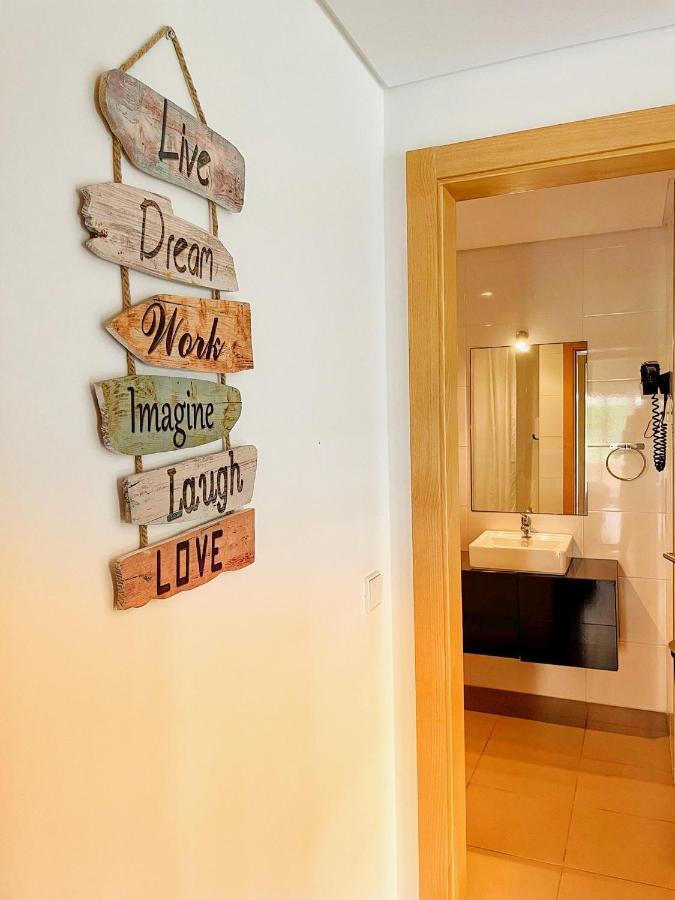 Awesome Apartment In Praia Da Rocha Portimão Buitenkant foto