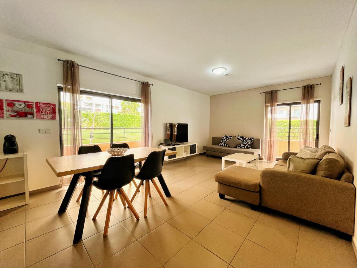 Awesome Apartment In Praia Da Rocha Portimão Buitenkant foto