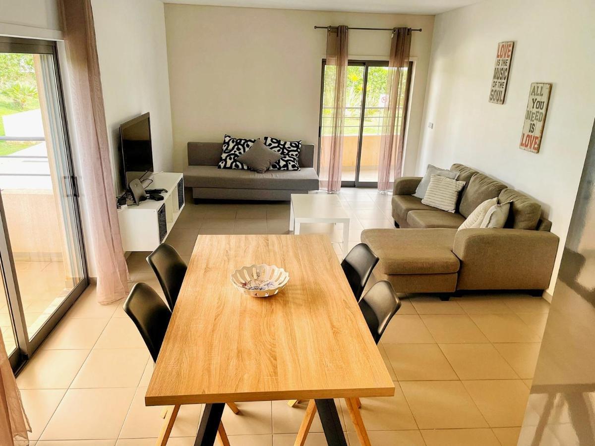 Awesome Apartment In Praia Da Rocha Portimão Buitenkant foto