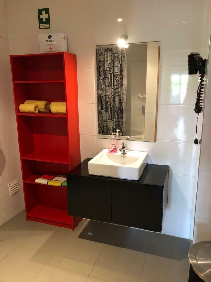 Awesome Apartment In Praia Da Rocha Portimão Buitenkant foto