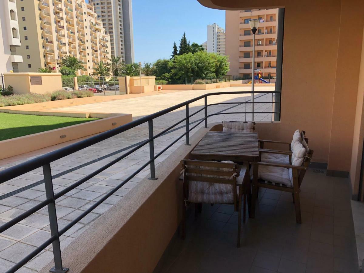 Awesome Apartment In Praia Da Rocha Portimão Buitenkant foto